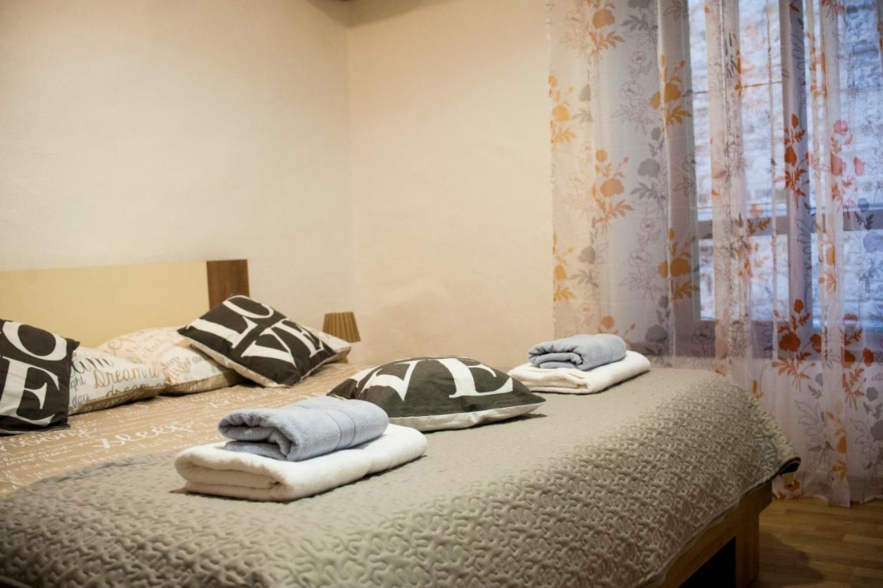 Apartman Flower ชิเบนิก ภายนอก รูปภาพ